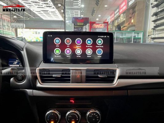 Giao diện chính màn hình android Mazda 3