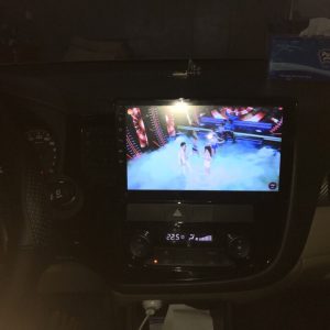 Màn hình DVD Android cho xe Outlander b4e4fb8a526ab134e87b