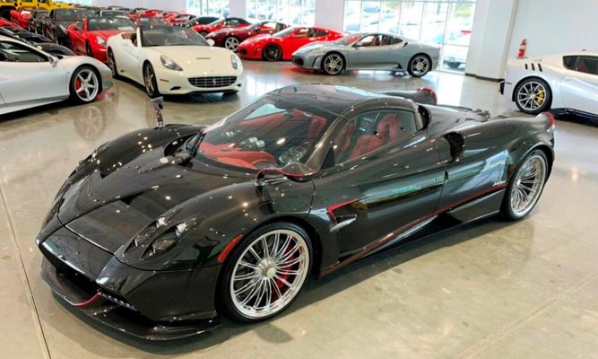 Top 5 xe đắt nhất Việt Nam khiến thế giới cũng phải trầm trồ Pagani Huayra - xe đắt nhất Việt Nam