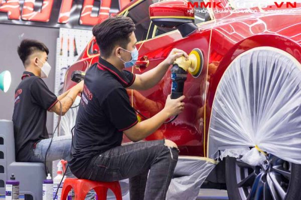 Dịch Vụ Phủ Ceramic Ô Tô Có Tốt Không? Top 1 Đơn Vị Uy Tín Tại TP.HCM mmk-chuyen-phu-ceramic