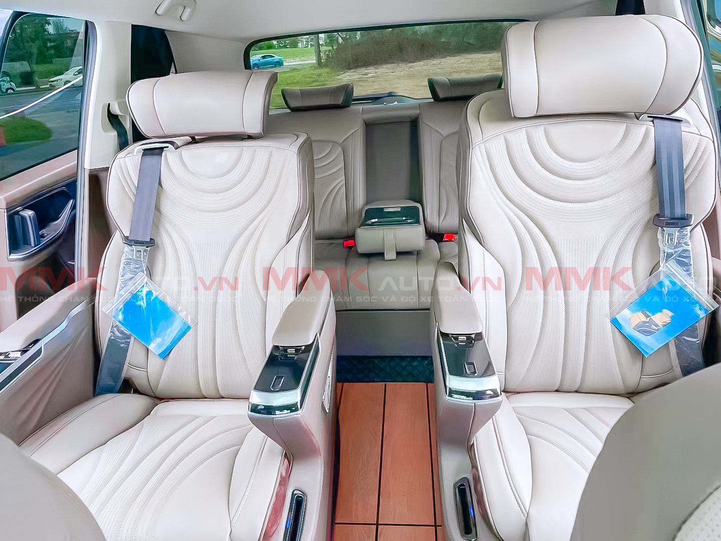Độ Limousine Volkswagen Viloran - Chi Tiết Gói Độ 2024 ghế MIKA 5.0 và MIKA 6.0
