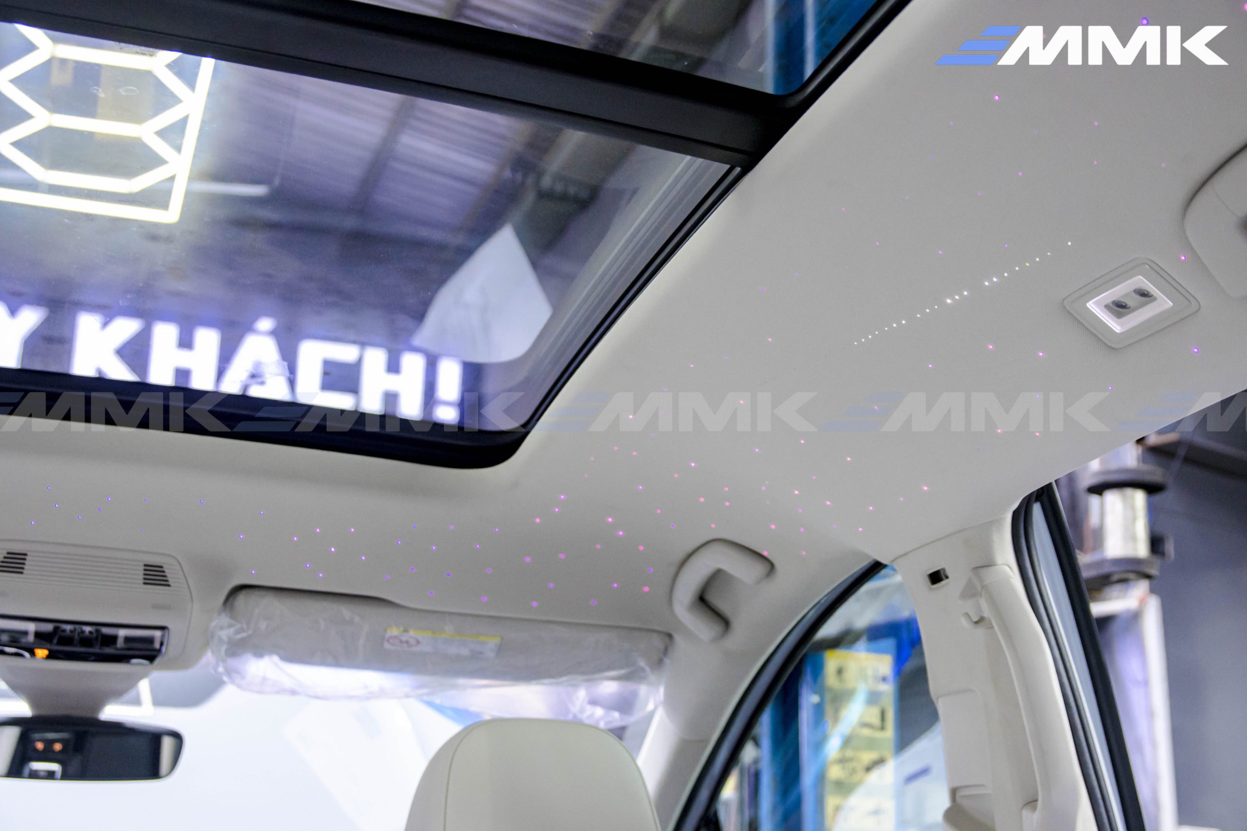 Độ Limousine Volkswagen Viloran - Chi Tiết Gói Độ 2024 Độ Trần Limousine Volkswagen Viloran