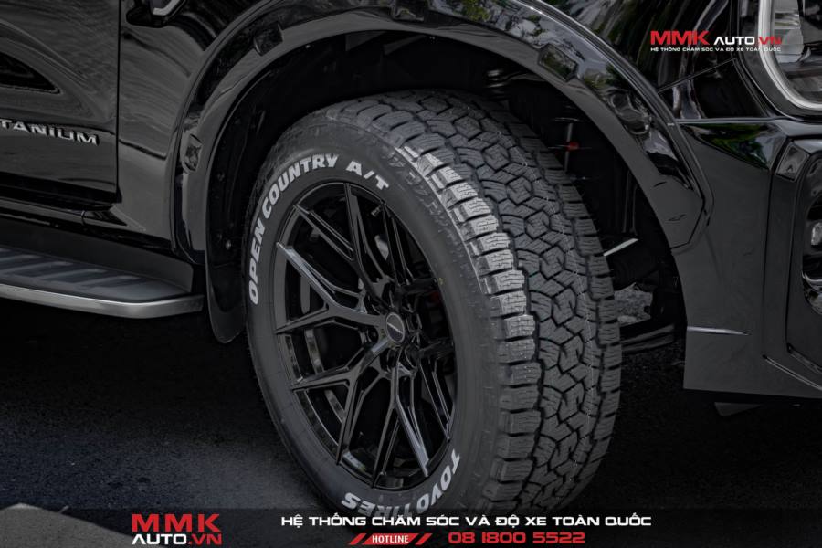 Độ Ford Everest 2024: Toàn Diện Về Nội Ngoại Thất Xe Từ A - Z Bọc ghế da