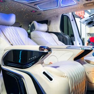Kia Carnival 2023 độ ghế Limousine: Giải pháp hoàn hảo cho xe sang