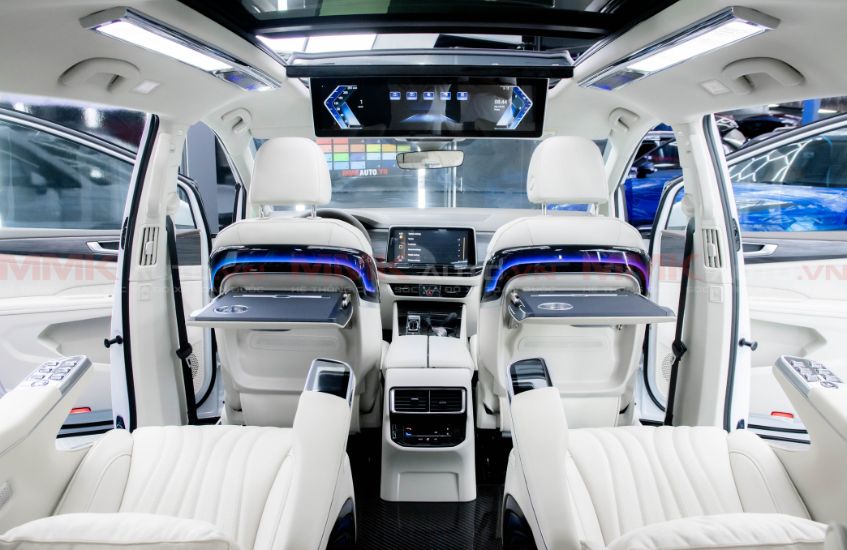 Volkswagen Viloran độ nội thất limousine: Nâng tầm trải nghiệm Sự tiện nghi trên Volkswagen Viloran độ nội thất limousine