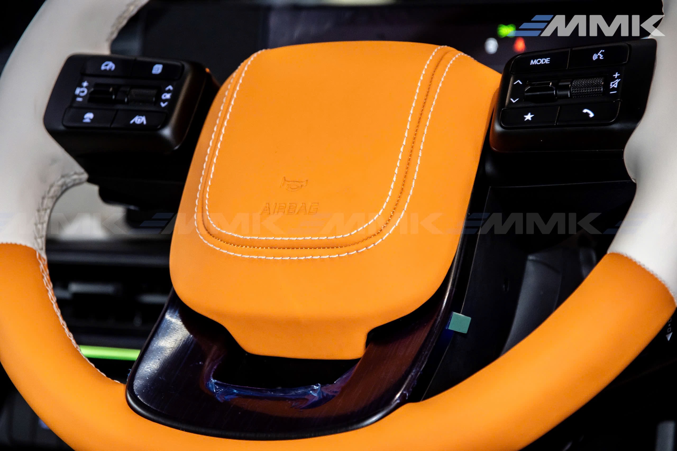 đổi màu nội thất Hyundai Santafe