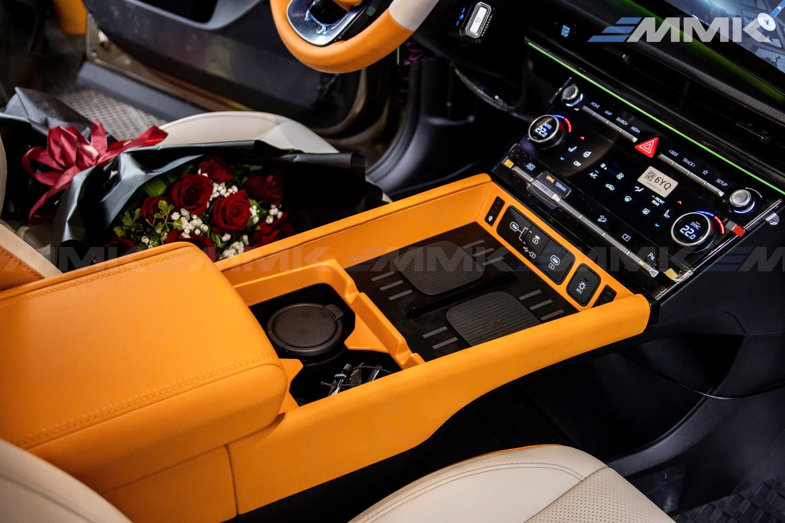 đổi màu nội thất Hyundai Santafe