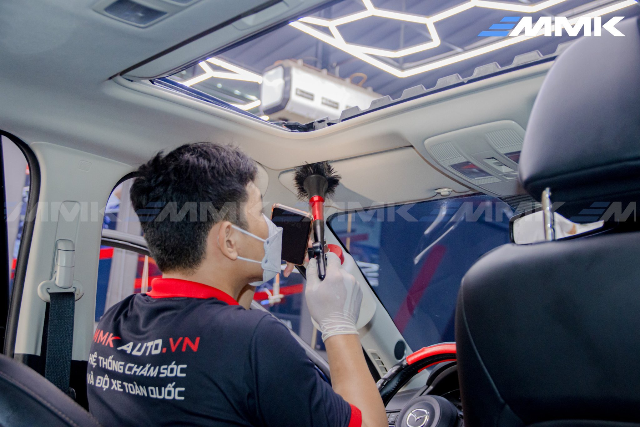 Thay dầu hộp số tự động