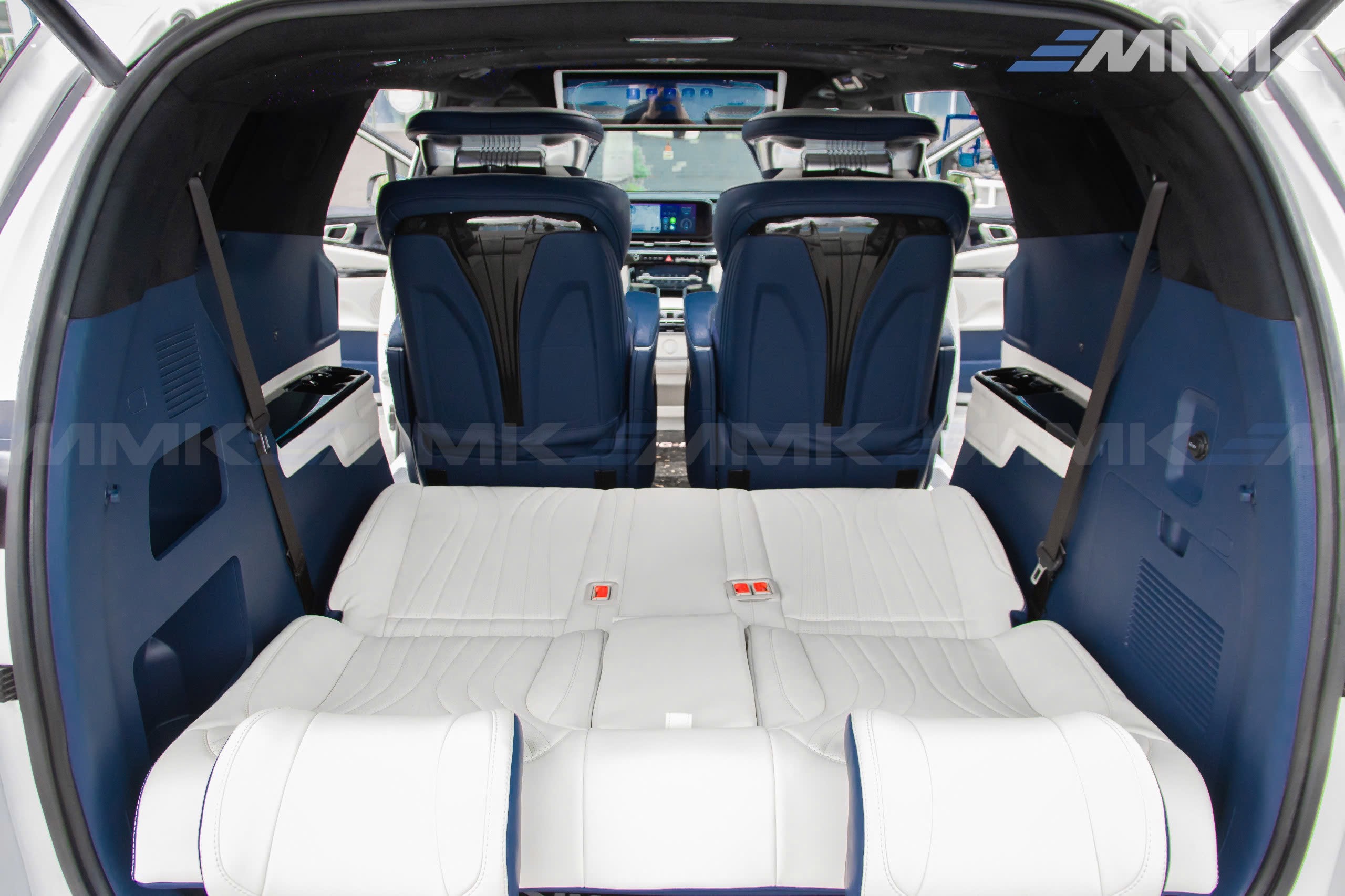 độ Kia Carnival xanh navy