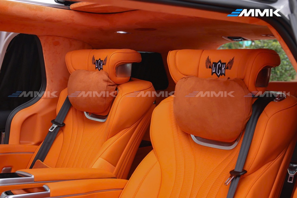 độ ghế limousine màu cam hermes cho KIA Carnival