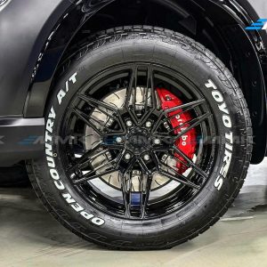 Độ xe Ford Everest: Chi tiết phụ kiện về Nội Ngoại Thất Thanh lop gia co chac chan cho Ford Everest on dinh khi tai nang scaled