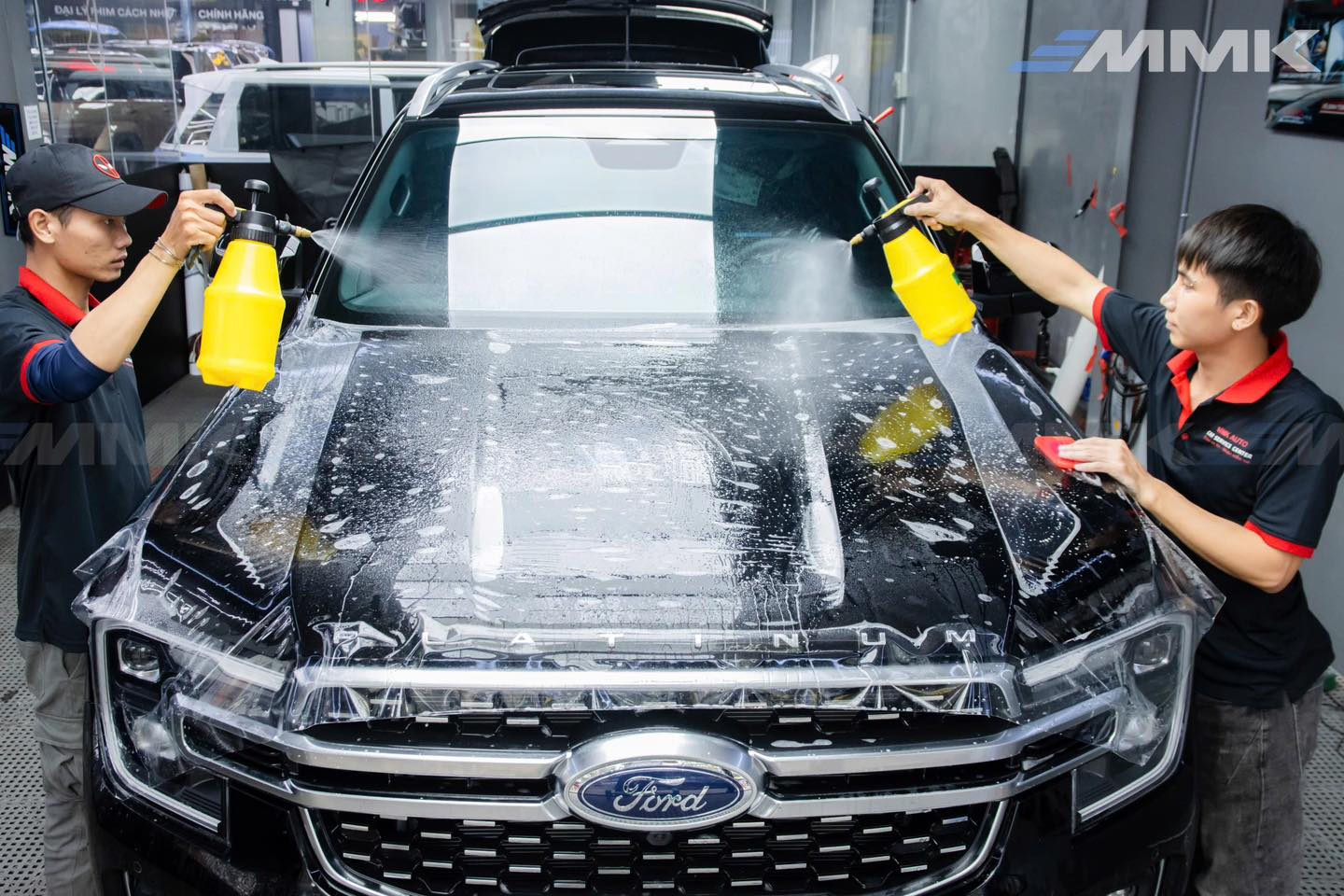 Có nên dán PPF cho xe ô tô? 6 điều chủ xe cần biết Tuổi thọ PPF phụ thuộc vào các yếu tố về thương hiệu, kỹ thuật thi công và cách bảo quản xe