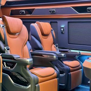ghe limousine cao cap ket hop be do chan nga lung linh hoat tang su thu gian cho hanh khach