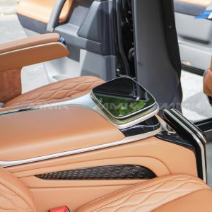 Toyota Land Cruiser Prado độ ghế Hongyi Throne chuẩn thương gia toyota land cruiser prado do ghe limousine hongyi throne voi thiet ke thuong gia va loat tien ich cao cap